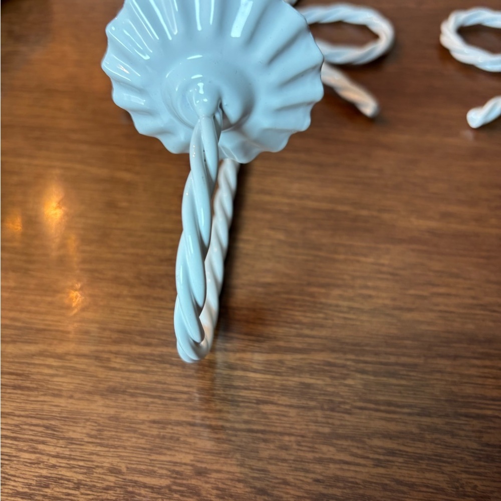 Vintage Homeco White Twisted Metal Bow Candle Holders - Set of 2 - Picture 4 of 6